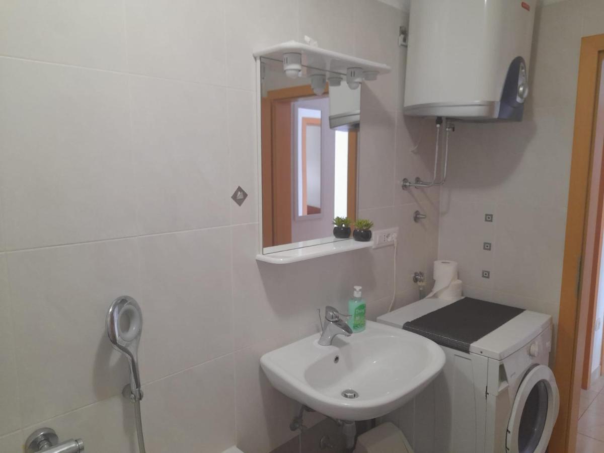 Apartments Boris Baška Voda Zewnętrze zdjęcie