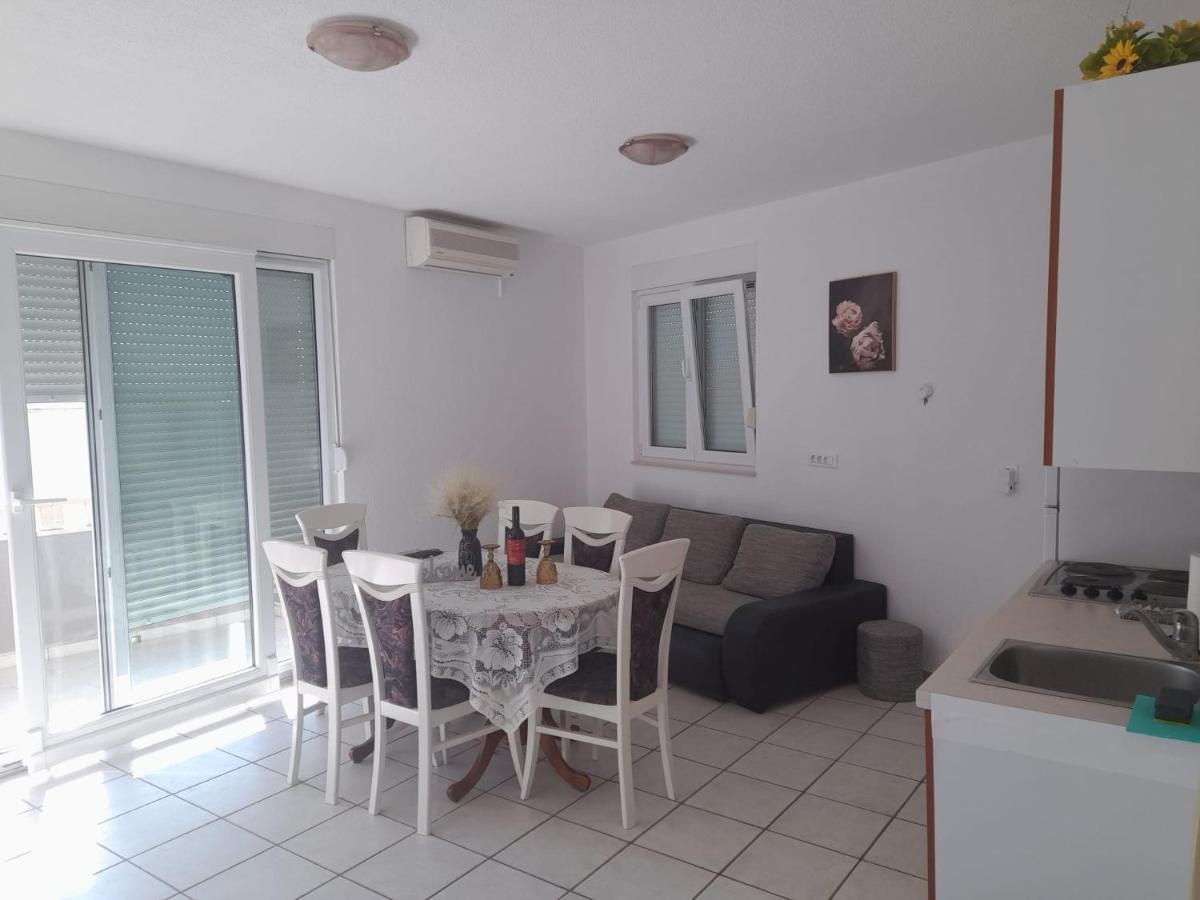 Apartments Boris Baška Voda Zewnętrze zdjęcie