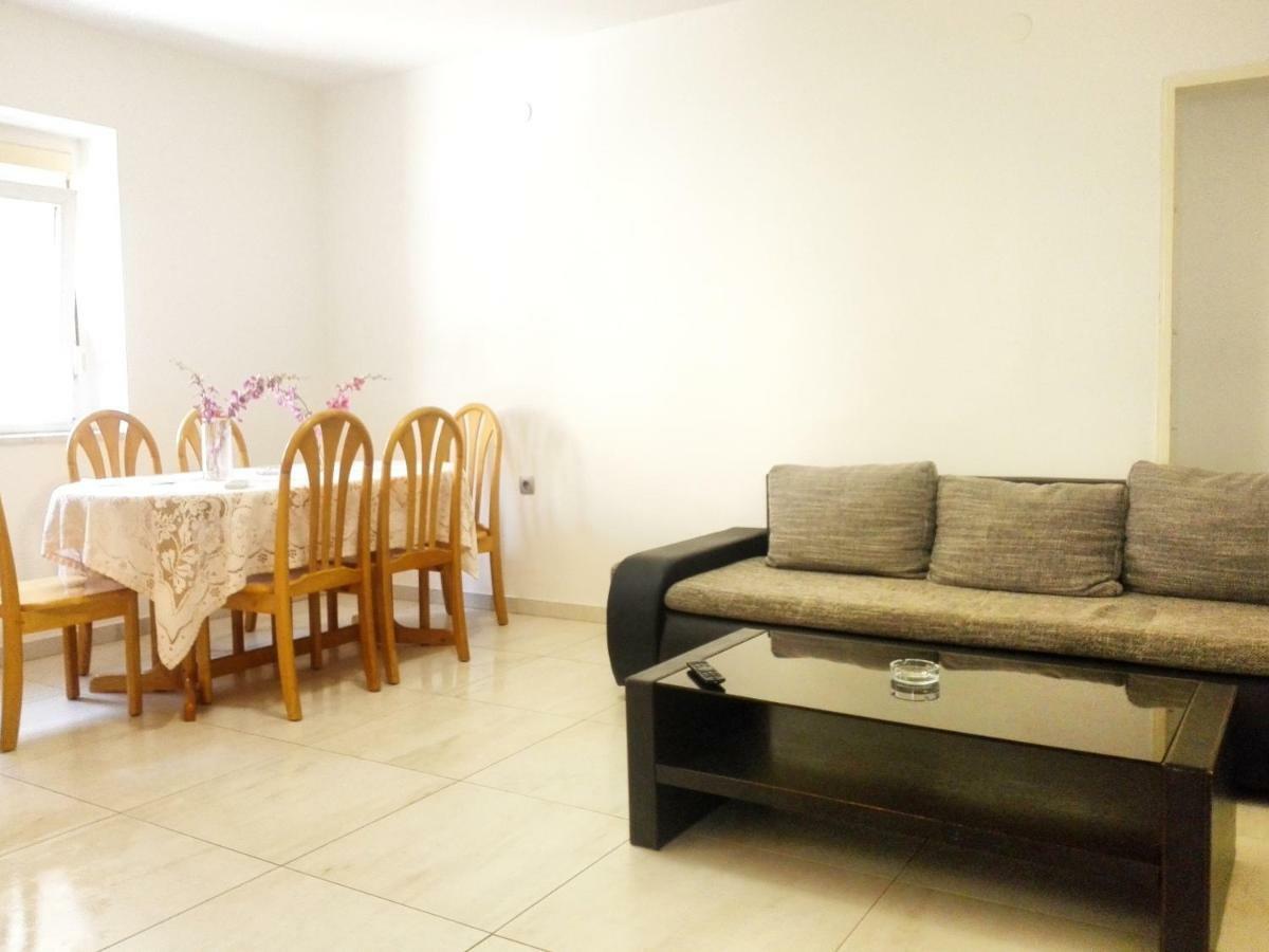 Apartments Boris Baška Voda Zewnętrze zdjęcie
