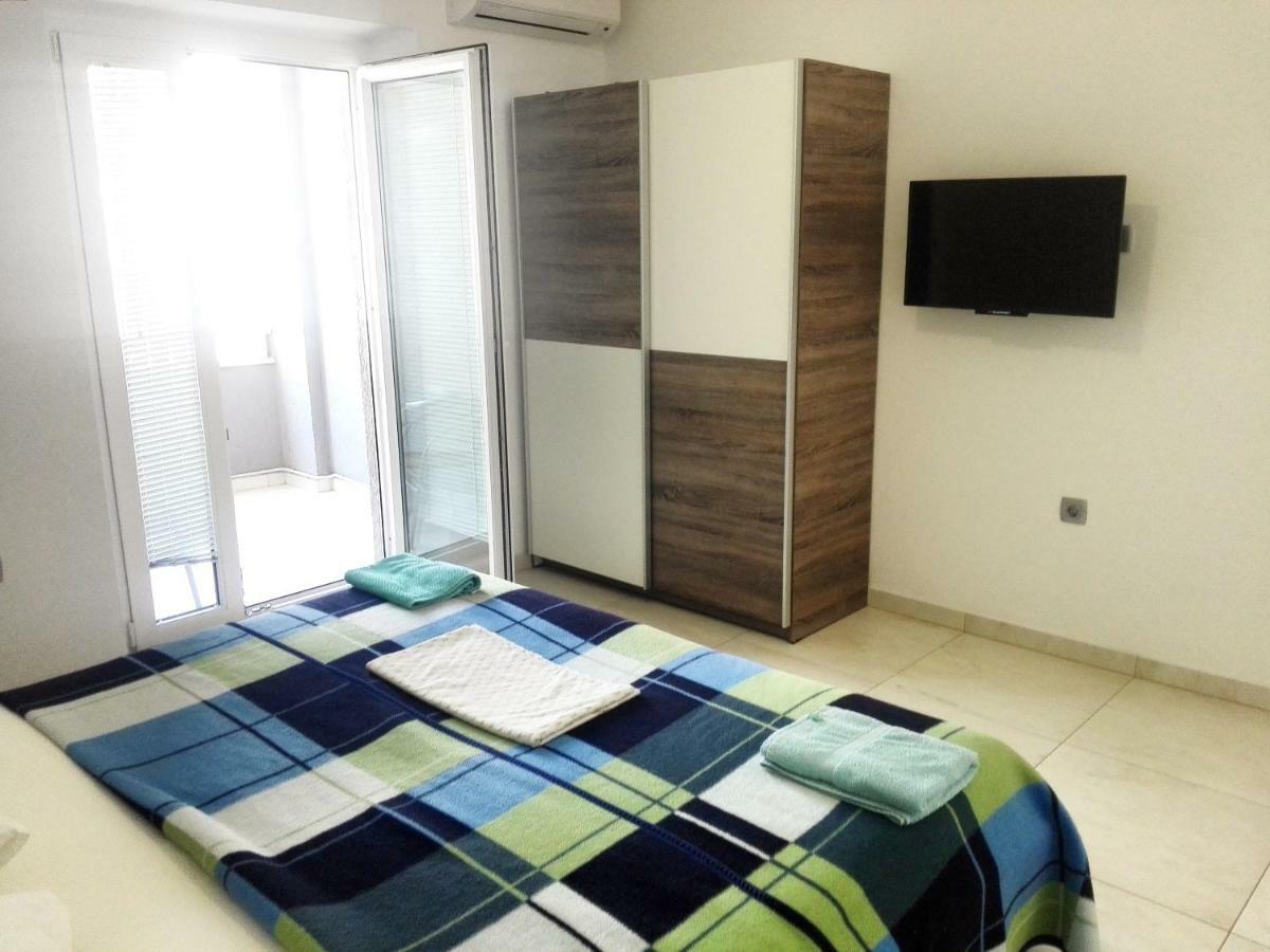 Apartments Boris Baška Voda Zewnętrze zdjęcie